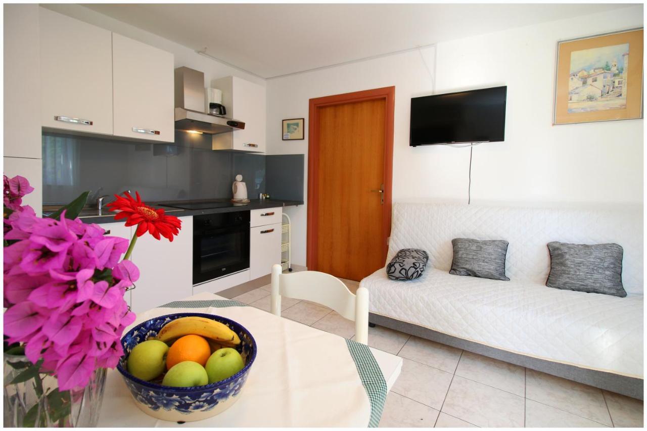 Mir Apartments Primošten Dış mekan fotoğraf