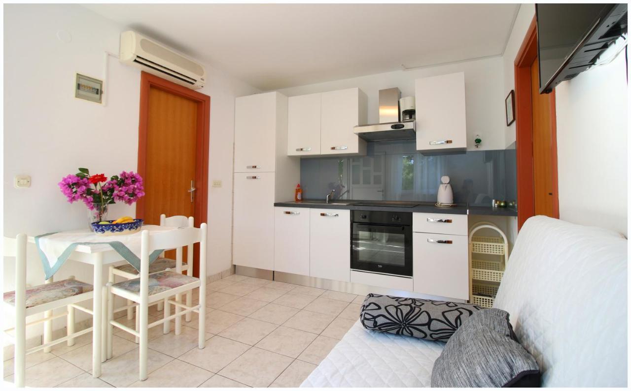 Mir Apartments Primošten Dış mekan fotoğraf