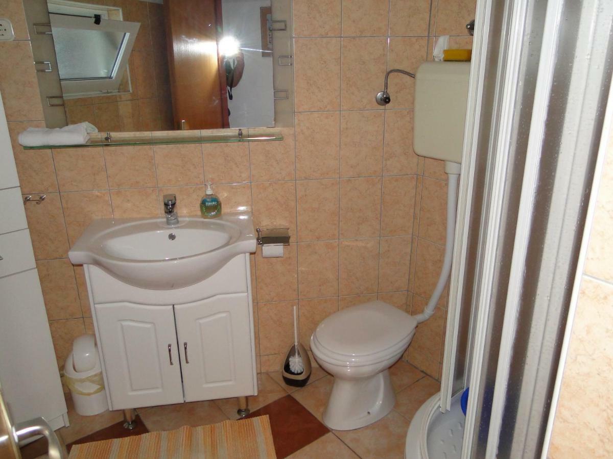 Mir Apartments Primošten Dış mekan fotoğraf