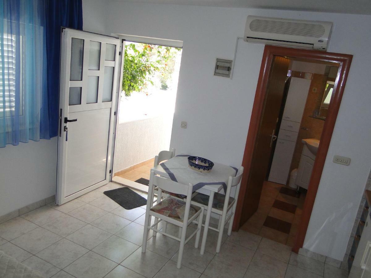 Mir Apartments Primošten Dış mekan fotoğraf