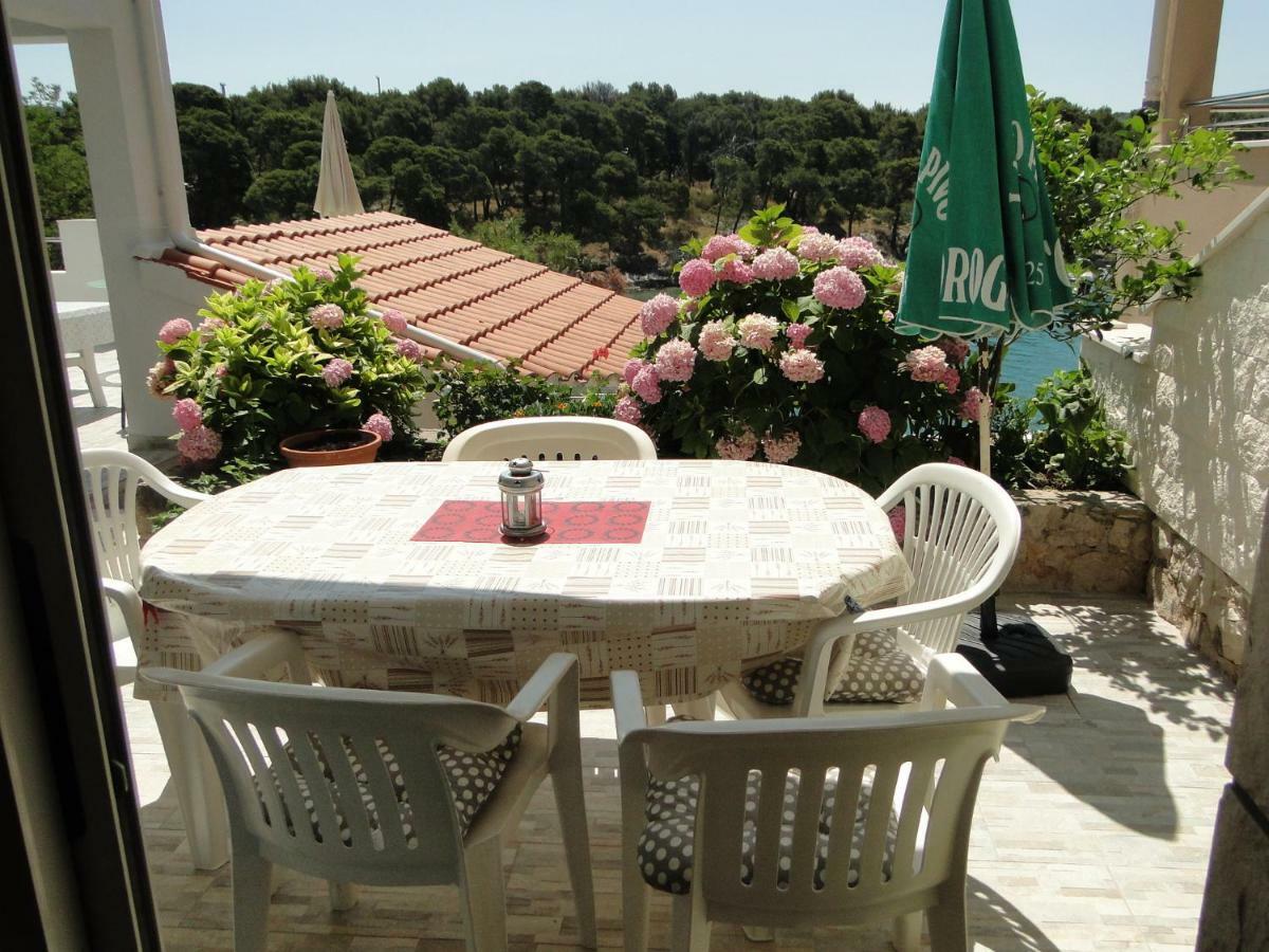 Mir Apartments Primošten Dış mekan fotoğraf